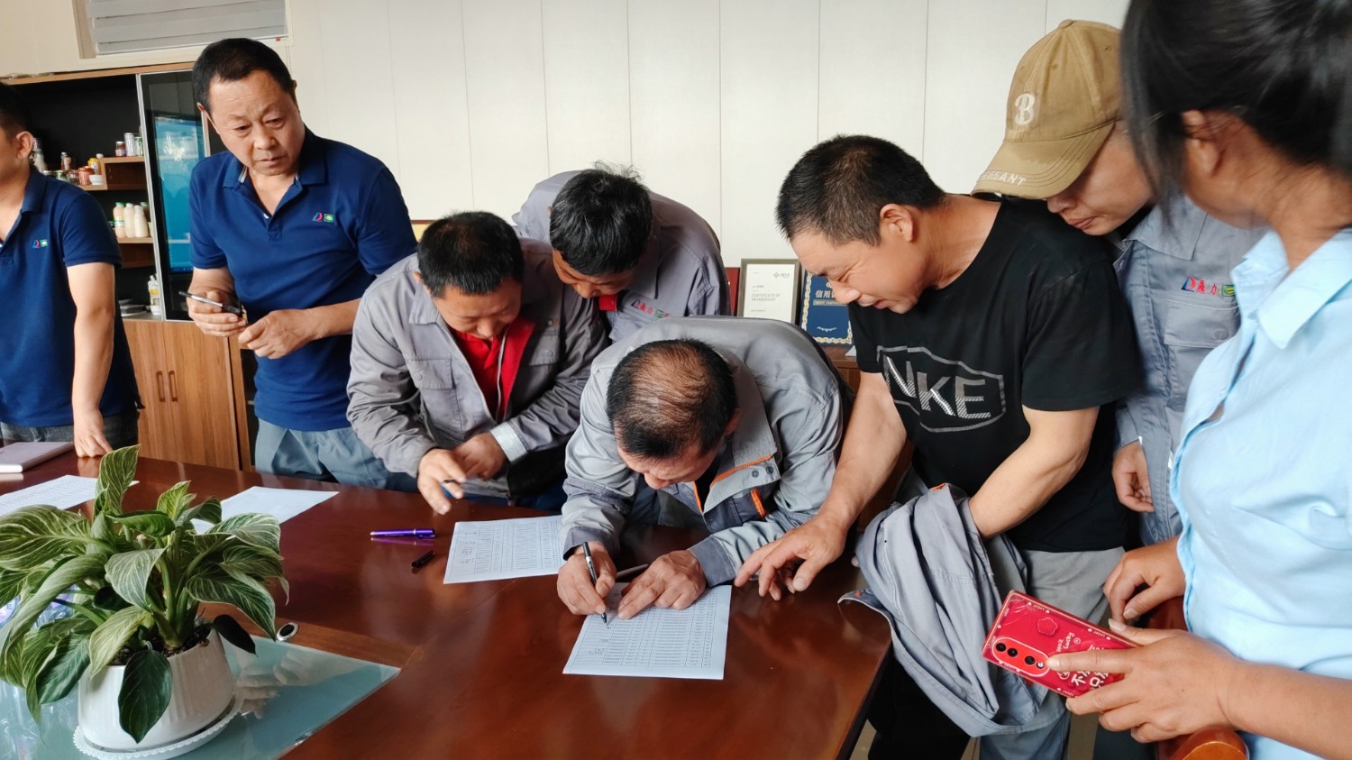 ʱеٿ2025ꡰʵҪ󣬹淶ȫʲƷȫԱ